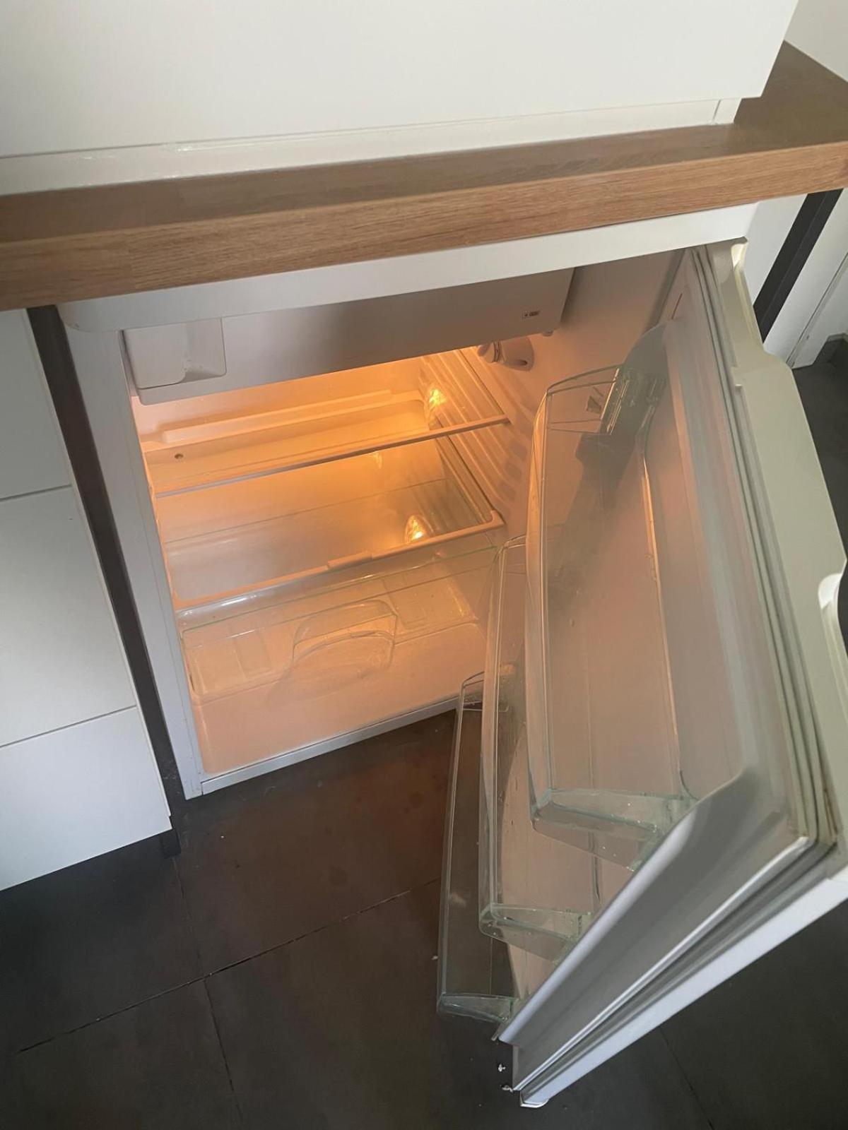 One Bedroom Fully Equipped Apartment With Terrace Brussels Exterior photo